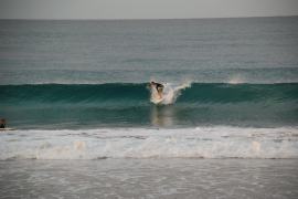 surfer byron bay